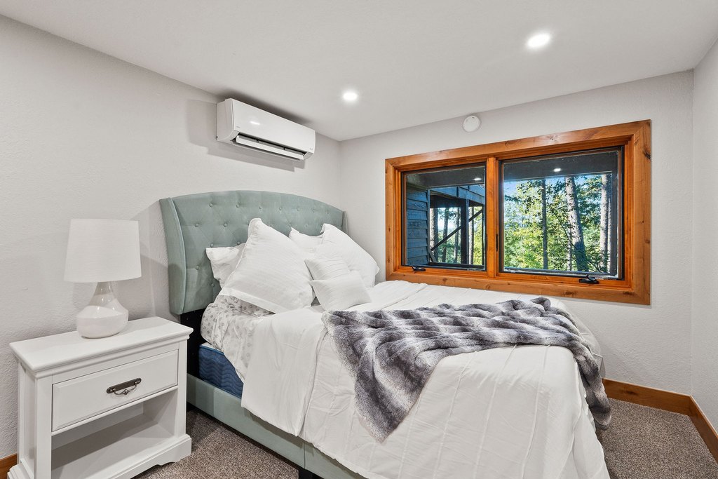 Whitefish, Montana, 59937, United States, 3 Bedrooms Bedrooms, ,3.5 BathroomsBathrooms,Residential,Forsale,1944288