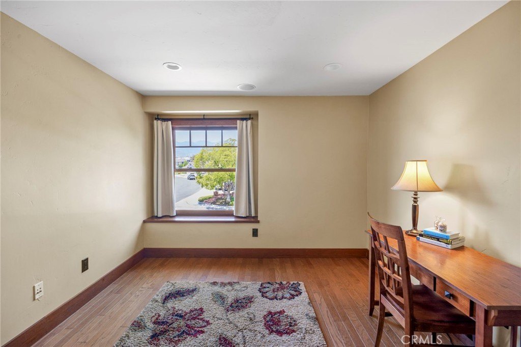 Lake Forest, California, 92630, United States, 5 Bedrooms Bedrooms, ,3.5 BathroomsBathrooms,Residential,Forsale,1899767