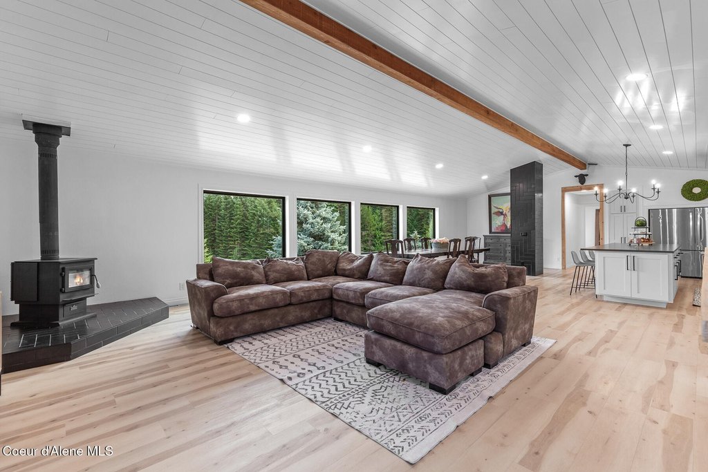 Hayden, Idaho, 83835, United States, 3 Bedrooms Bedrooms, ,3 BathroomsBathrooms,Residential,Forsale,1946353