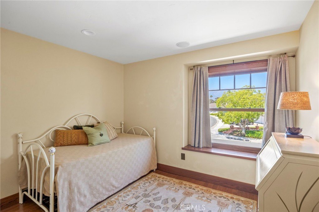 Lake Forest, California, 92630, United States, 5 Bedrooms Bedrooms, ,3.5 BathroomsBathrooms,Residential,Forsale,1899767