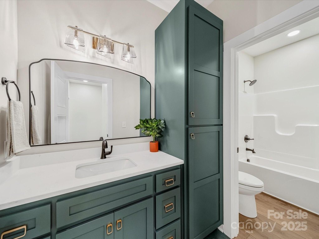 Statesville, North Carolina, 28625, United States, 3 Bedrooms Bedrooms, ,2 BathroomsBathrooms,Residential,Forsale,1985981