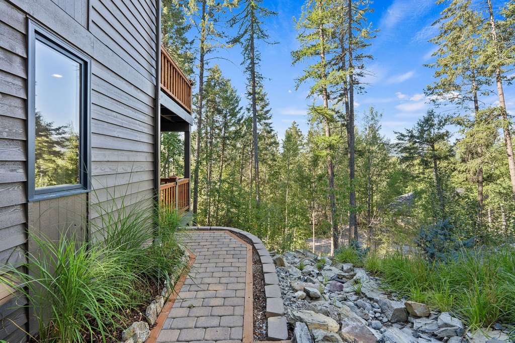 Whitefish, Montana, 59937, United States, 3 Bedrooms Bedrooms, ,3.5 BathroomsBathrooms,Residential,Forsale,1944288