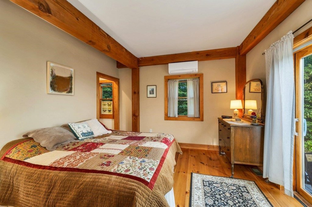 Tuftonboro, New Hampshire, 03816, United States, 3 Bedrooms Bedrooms, ,2.5 BathroomsBathrooms,Residential,Forsale,1952904