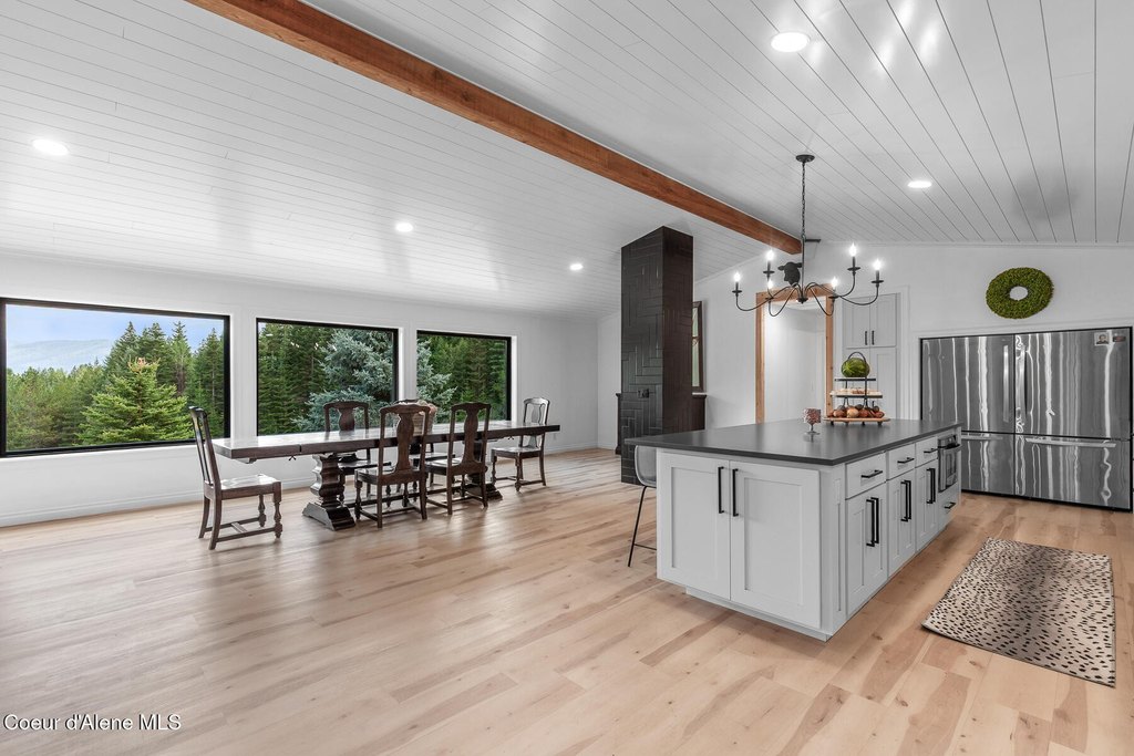 Hayden, Idaho, 83835, United States, 3 Bedrooms Bedrooms, ,3 BathroomsBathrooms,Residential,Forsale,1946353