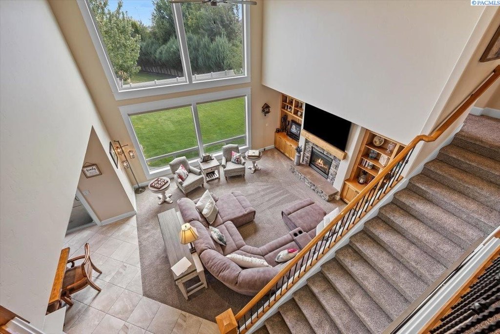 Richland, Washington, 99352, United States, 5 Bedrooms Bedrooms, ,3 BathroomsBathrooms,Residential,Forsale,1959746