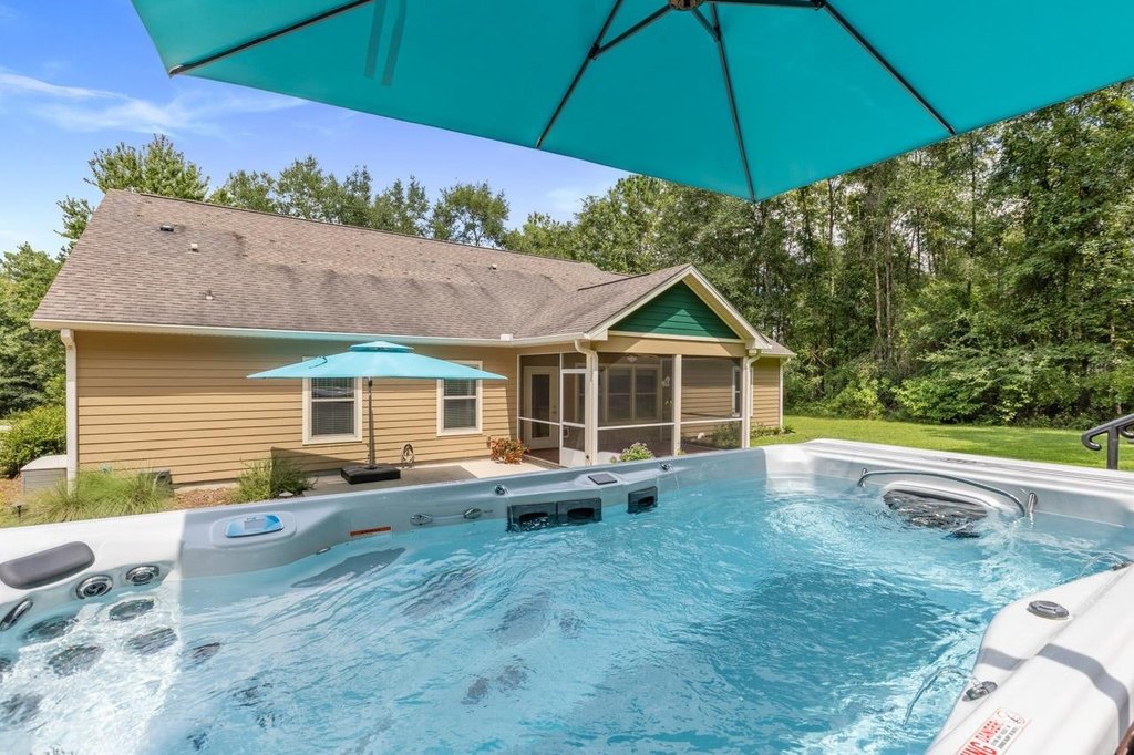 Monticello, Florida, 32344, United States, 3 Bedrooms Bedrooms, ,2.5 BathroomsBathrooms,Residential,Forsale,1946747