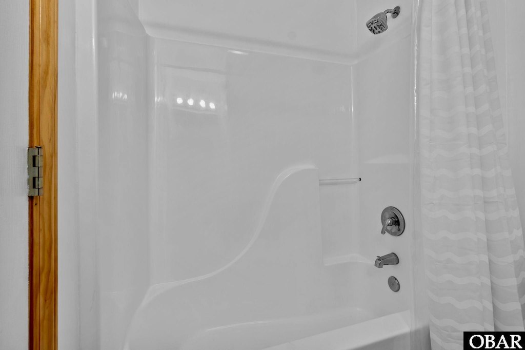 Nags Head, North Carolina, 27959, United States, 4 Bedrooms Bedrooms, ,3 BathroomsBathrooms,Residential,Forsale,2010258