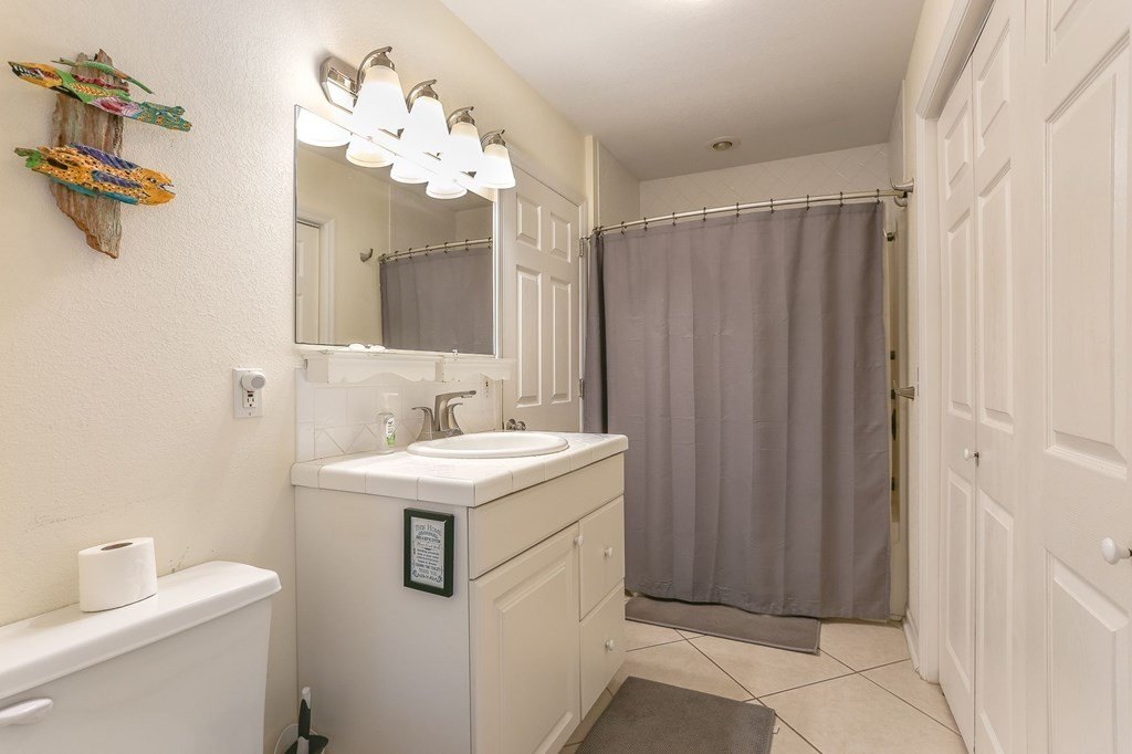 St. George Island, Florida, 32328, United States, 4 Bedrooms Bedrooms, ,2 BathroomsBathrooms,Residential,Forsale,1926815