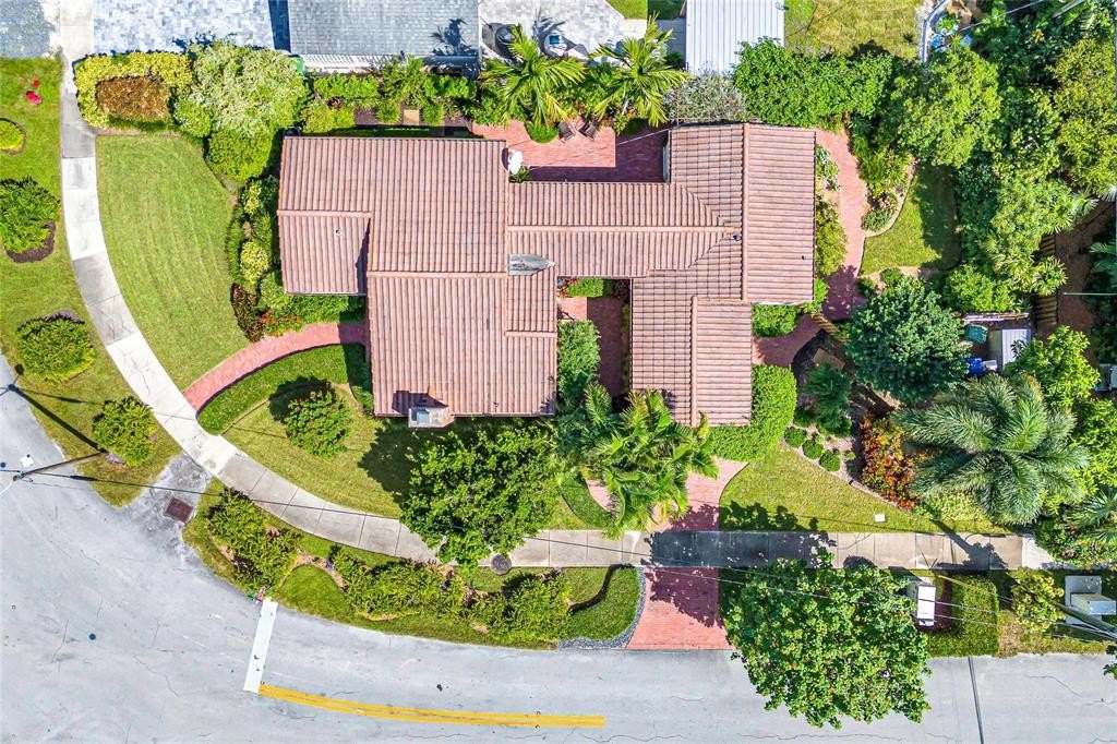 Fort Lauderdale, Florida, 33301, United States, 3 Bedrooms Bedrooms, ,2 BathroomsBathrooms,Residential,Forsale,1884580