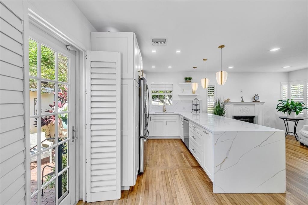 Fort Lauderdale, Florida, 33301, United States, 3 Bedrooms Bedrooms, ,2 BathroomsBathrooms,Residential,Forsale,1884580