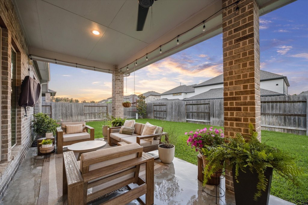 Spring, Texas, 77386, United States, 4 Bedrooms Bedrooms, ,3 BathroomsBathrooms,Residential,Forsale,1936474