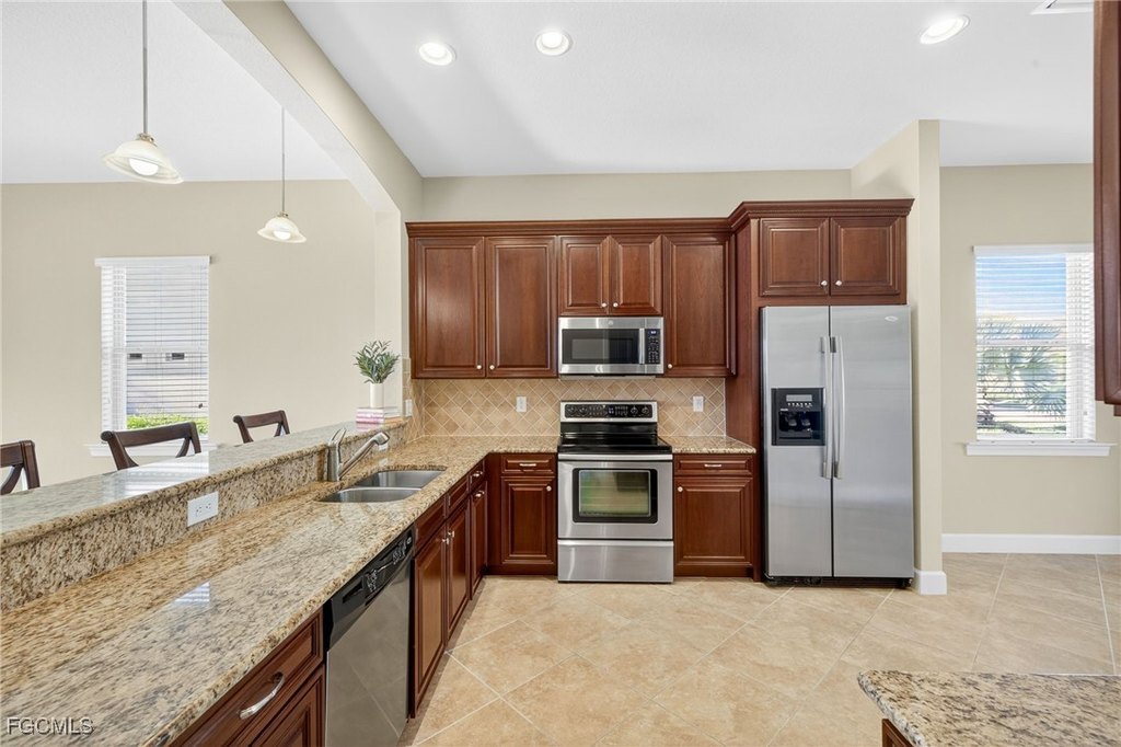 Fort Myers, Florida, 33913, United States, 3 Bedrooms Bedrooms, ,2 BathroomsBathrooms,Residential,Forsale,1971918