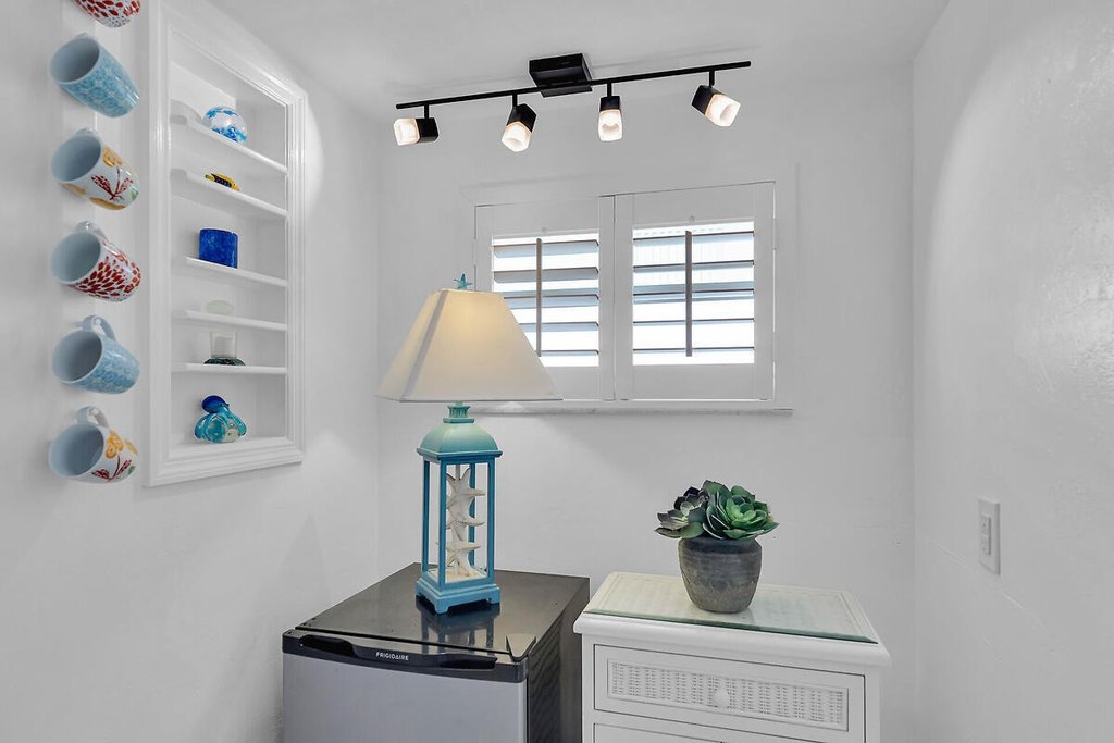 Plantation Key, Florida, 33036, United States, 3 Bedrooms Bedrooms, ,3 BathroomsBathrooms,Residential,Forsale,2004339