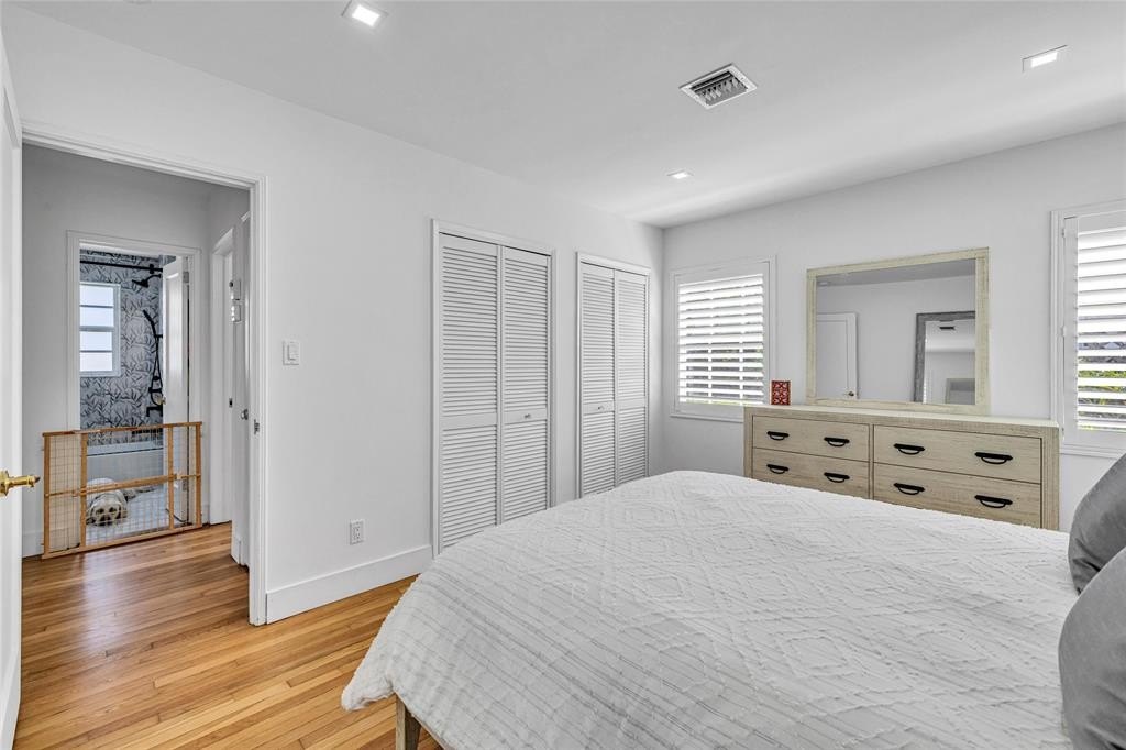 Fort Lauderdale, Florida, 33301, United States, 3 Bedrooms Bedrooms, ,2 BathroomsBathrooms,Residential,Forsale,1884580