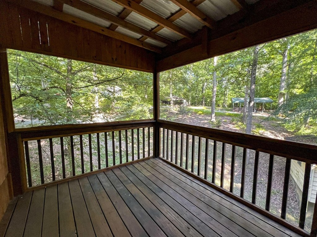 Dandridge, Tennessee, 37725, United States, 3 Bedrooms Bedrooms, ,2 BathroomsBathrooms,Residential,Forsale,1944342