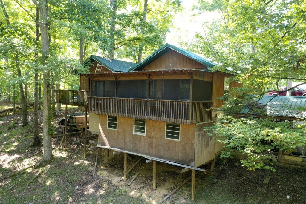 Dandridge, Tennessee, 37725, United States, 3 Bedrooms Bedrooms, ,2 BathroomsBathrooms,Residential,Forsale,1944342