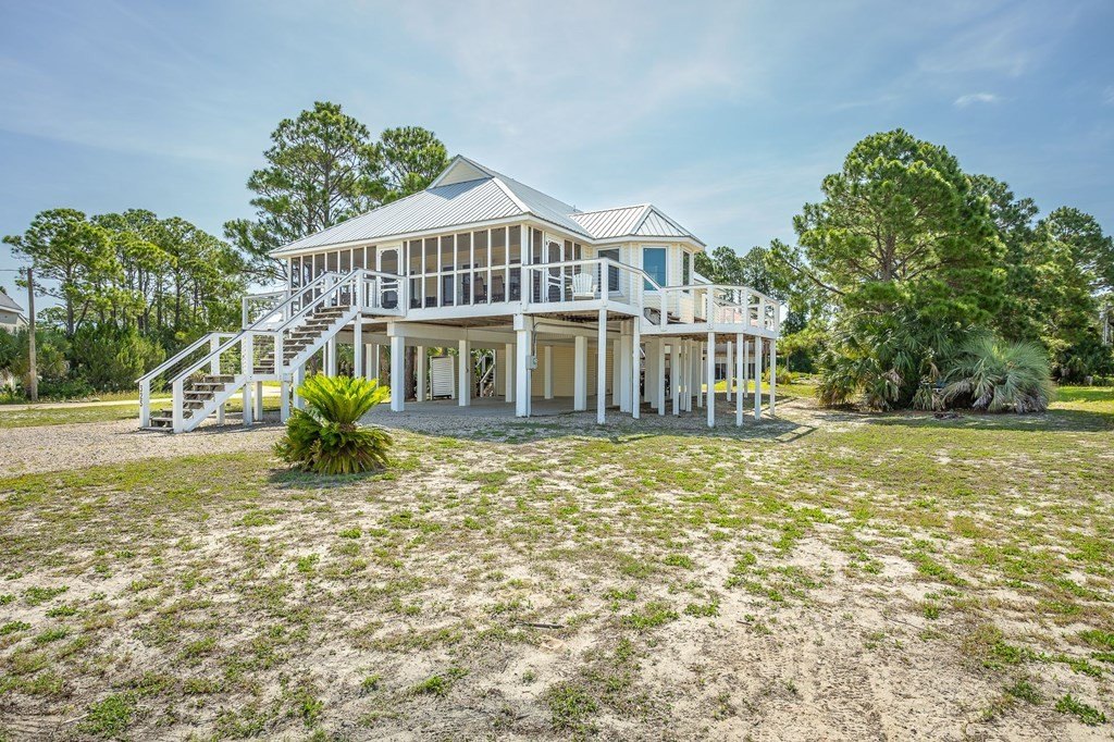St. George Island, Florida, 32328, United States, 4 Bedrooms Bedrooms, ,2 BathroomsBathrooms,Residential,Forsale,1926815