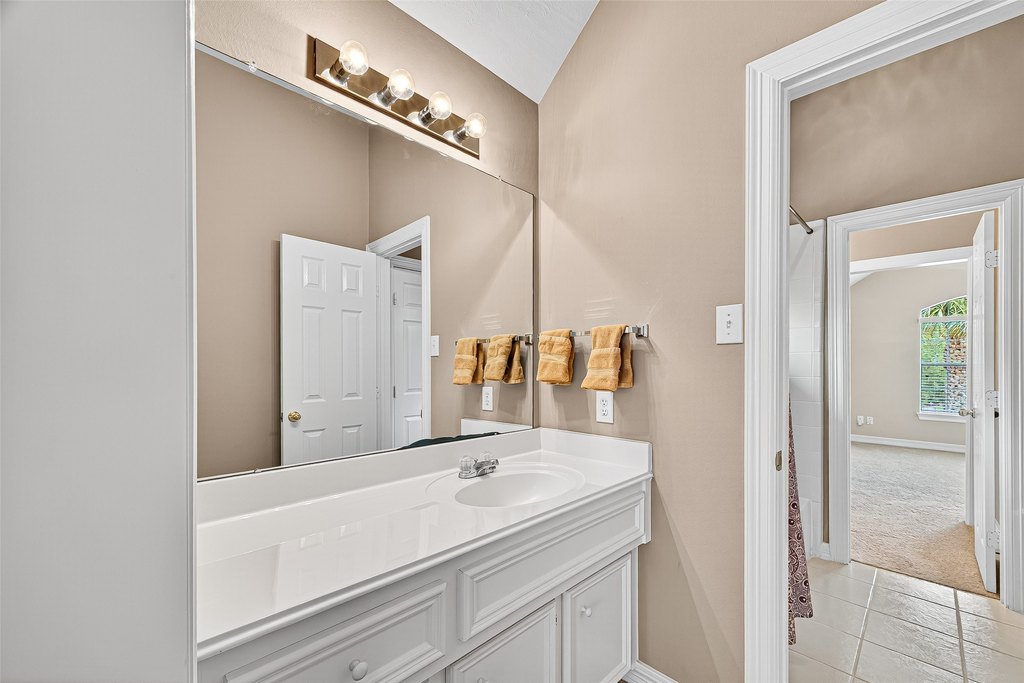 League City, Texas, 77573, United States, 5 Bedrooms Bedrooms, ,3.5 BathroomsBathrooms,Residential,Forsale,1936481