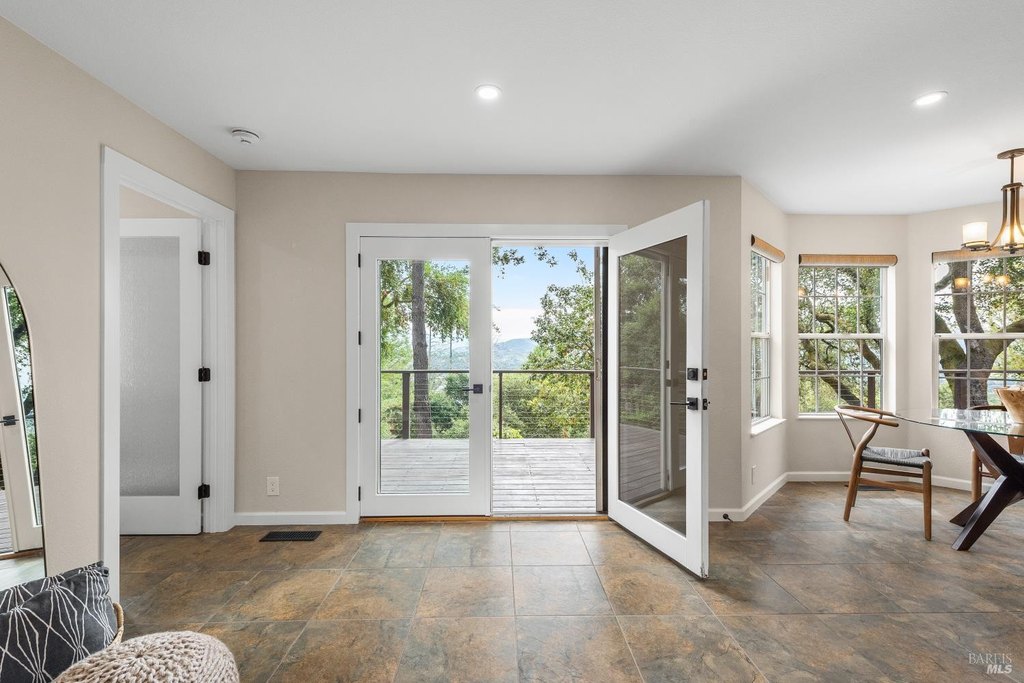 Santa Rosa, California, 95409, United States, 4 Bedrooms Bedrooms, ,3 BathroomsBathrooms,Residential,Forsale,1953122