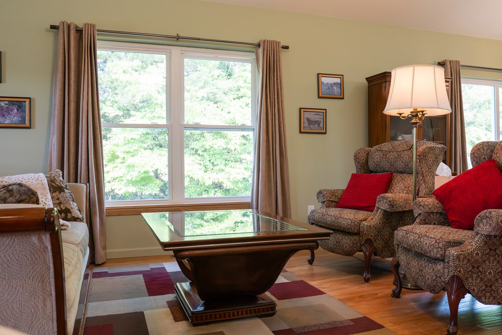 Doyle, Tennessee, 38559, United States, 3 Bedrooms Bedrooms, ,2 BathroomsBathrooms,Residential,Forsale,1886029