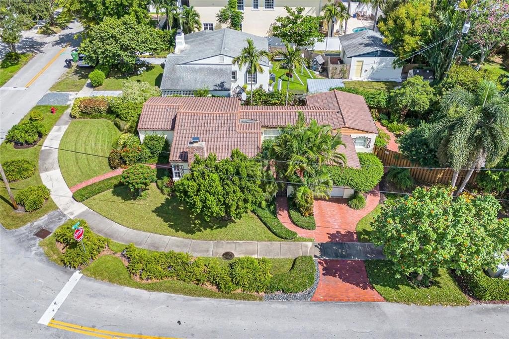 Fort Lauderdale, Florida, 33301, United States, 3 Bedrooms Bedrooms, ,2 BathroomsBathrooms,Residential,Forsale,1884580