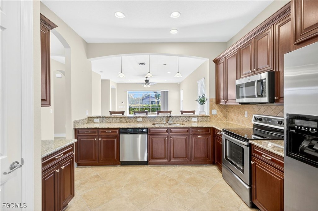 Fort Myers, Florida, 33913, United States, 3 Bedrooms Bedrooms, ,2 BathroomsBathrooms,Residential,Forsale,1971918