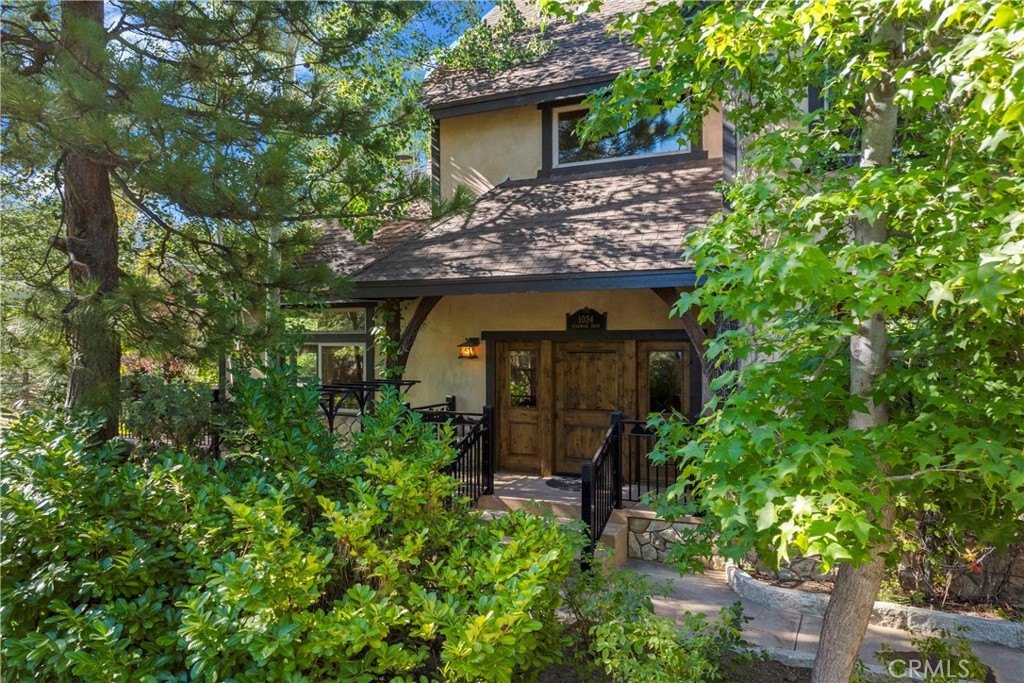 Lake Arrowhead, California, 92352, United States, 4 Bedrooms Bedrooms, ,3 BathroomsBathrooms,Residential,Forsale,1953302