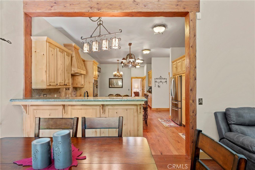 Lake Arrowhead, California, 92352, United States, 4 Bedrooms Bedrooms, ,3 BathroomsBathrooms,Residential,Forsale,1953302