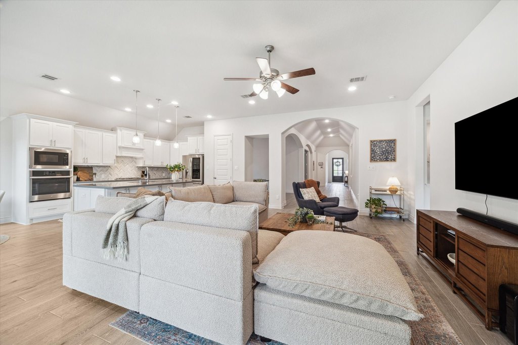 Spring, Texas, 77386, United States, 4 Bedrooms Bedrooms, ,3 BathroomsBathrooms,Residential,Forsale,1936474