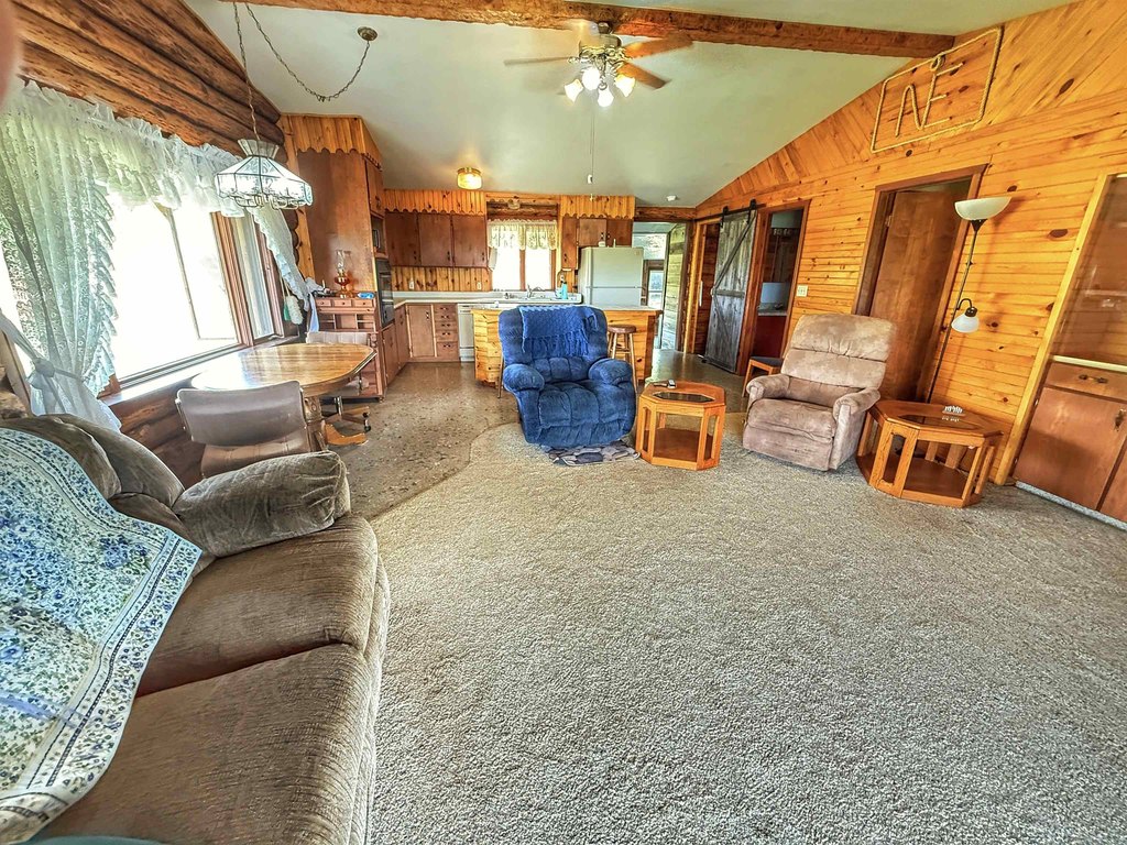 Sundance, Wyoming, 82729, United States, 1 Bedroom Bedrooms, ,2 BathroomsBathrooms,Residential,Forsale,1990709