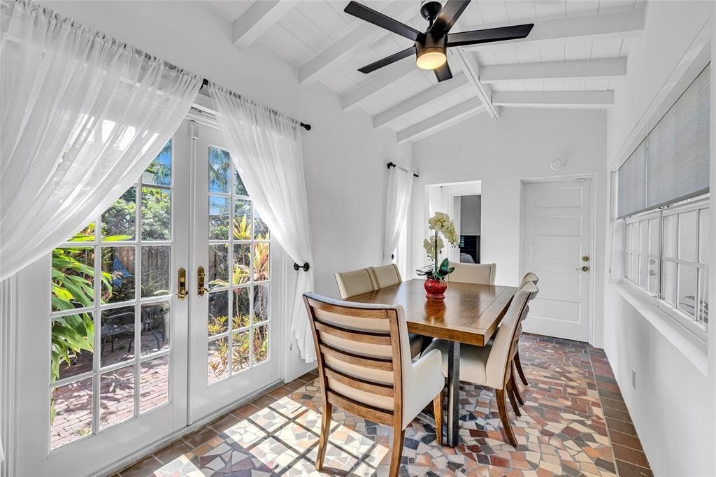 Fort Lauderdale, Florida, 33301, United States, 3 Bedrooms Bedrooms, ,2 BathroomsBathrooms,Residential,Forsale,1884580