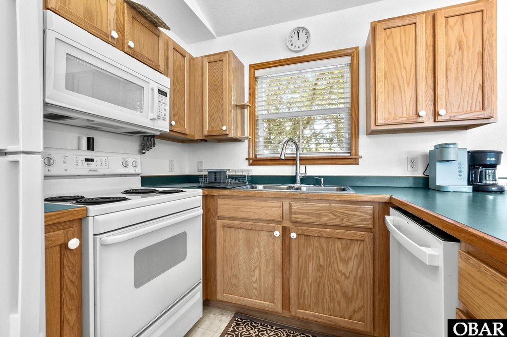 Nags Head, North Carolina, 27959, United States, 4 Bedrooms Bedrooms, ,3 BathroomsBathrooms,Residential,Forsale,2010258