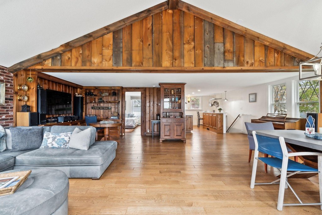 Kennebunkport, Maine, 04046, United States, 3 Bedrooms Bedrooms, ,3 BathroomsBathrooms,Residential,Forsale,1893981