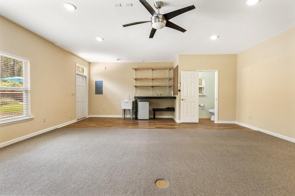 Monticello, Florida, 32344, United States, 3 Bedrooms Bedrooms, ,2.5 BathroomsBathrooms,Residential,Forsale,1946747
