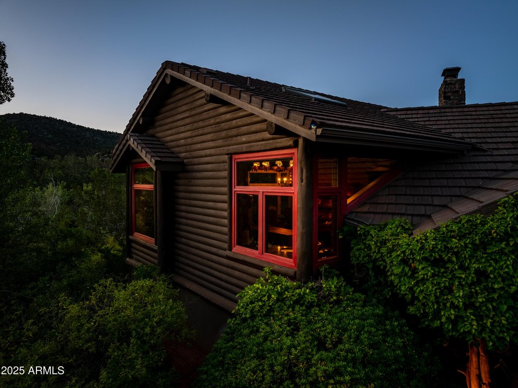 Sedona, Arizona, 86336, United States, 4 Bedrooms Bedrooms, ,4 BathroomsBathrooms,Residential,Forsale,2004625