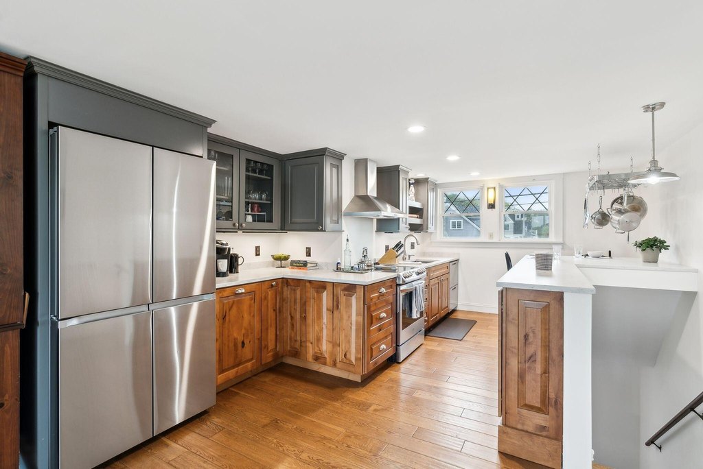 Kennebunkport, Maine, 04046, United States, 3 Bedrooms Bedrooms, ,3 BathroomsBathrooms,Residential,Forsale,1893981