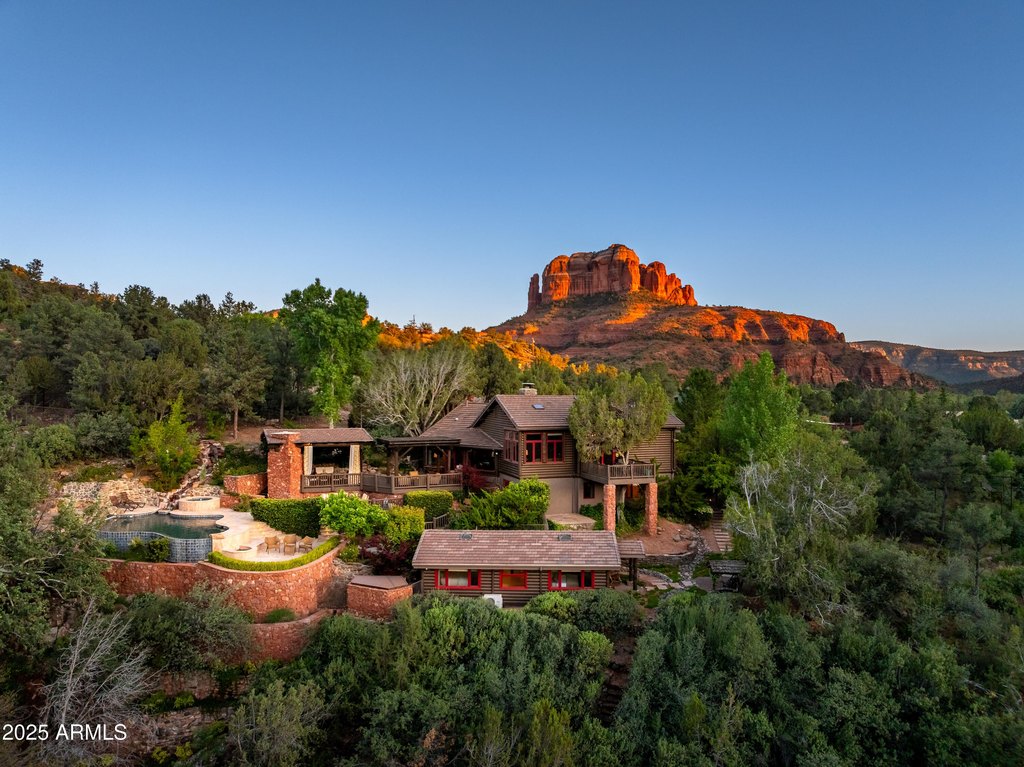 Sedona, Arizona, 86336, United States, 4 Bedrooms Bedrooms, ,4 BathroomsBathrooms,Residential,Forsale,2004625