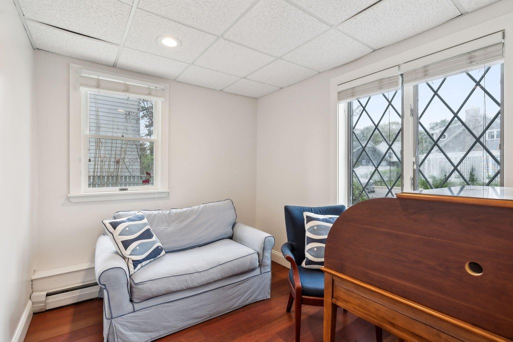 Kennebunkport, Maine, 04046, United States, 3 Bedrooms Bedrooms, ,3 BathroomsBathrooms,Residential,Forsale,1893981