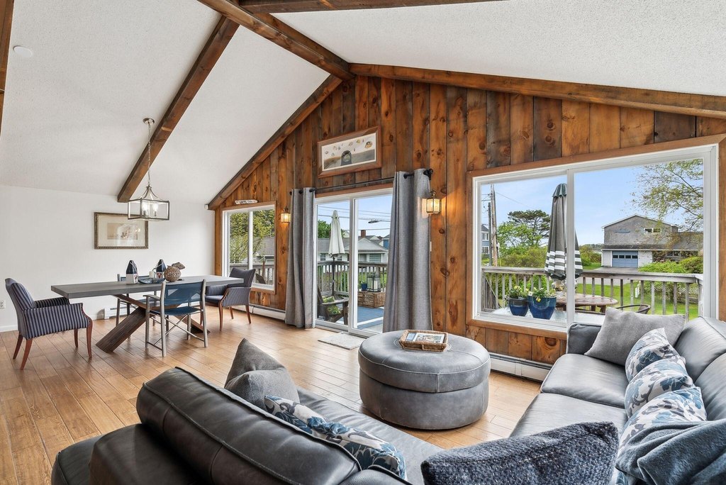 Kennebunkport, Maine, 04046, United States, 3 Bedrooms Bedrooms, ,3 BathroomsBathrooms,Residential,Forsale,1893981