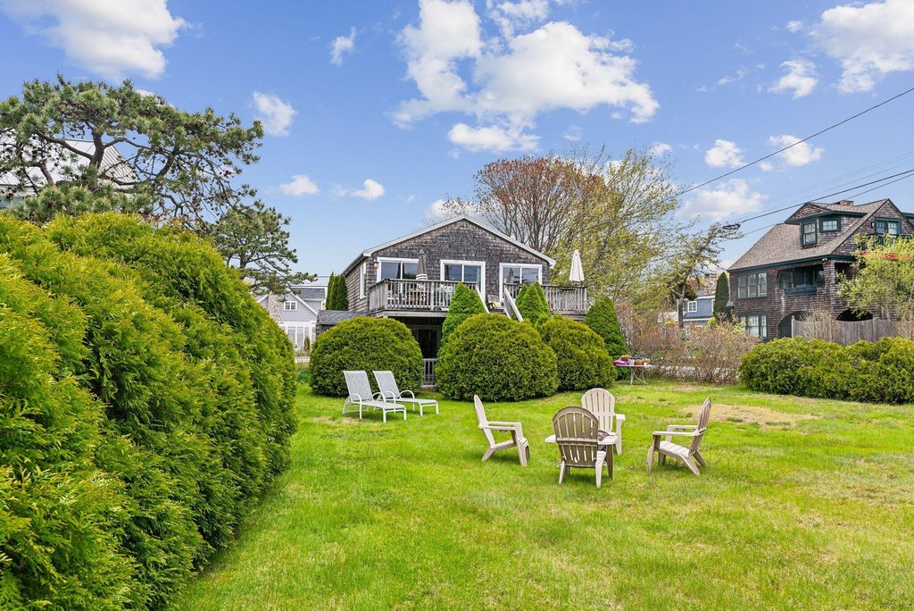 Kennebunkport, Maine, 04046, United States, 3 Bedrooms Bedrooms, ,3 BathroomsBathrooms,Residential,Forsale,1893981