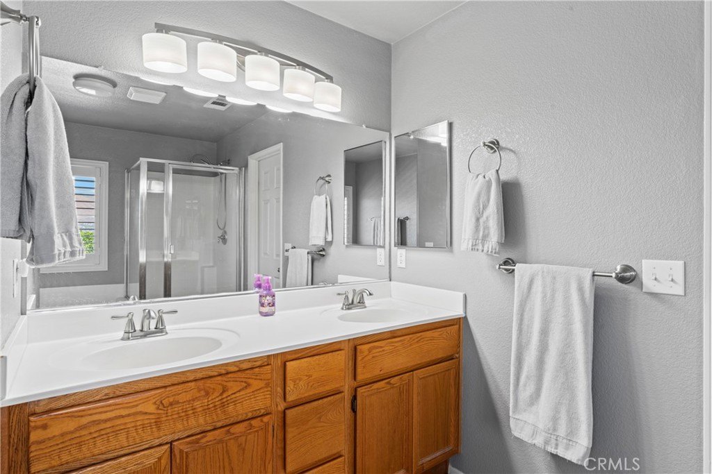 Redlands, California, 92374, United States, 4 Bedrooms Bedrooms, ,2.5 BathroomsBathrooms,Residential,Forsale,1941471