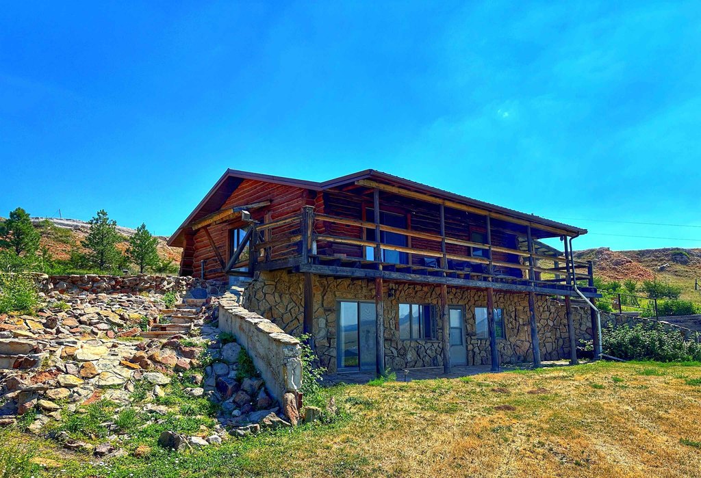 Sundance, Wyoming, 82729, United States, 1 Bedroom Bedrooms, ,2 BathroomsBathrooms,Residential,Forsale,1990709