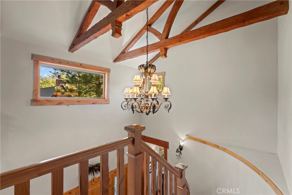 Lake Arrowhead, California, 92352, United States, 4 Bedrooms Bedrooms, ,3 BathroomsBathrooms,Residential,Forsale,1953302