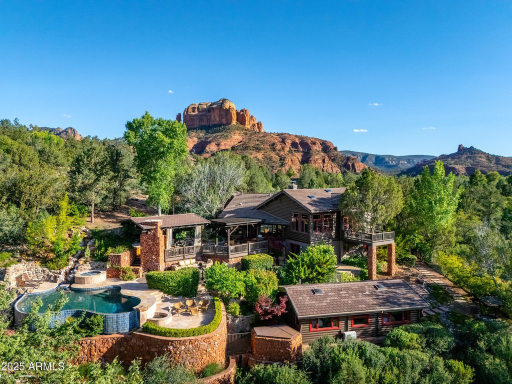 Sedona, Arizona, 86336, United States, 4 Bedrooms Bedrooms, ,4 BathroomsBathrooms,Residential,Forsale,2004625