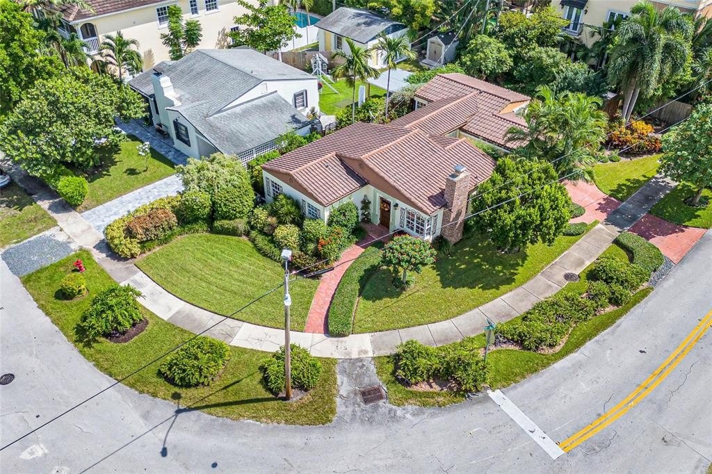 Fort Lauderdale, Florida, 33301, United States, 3 Bedrooms Bedrooms, ,2 BathroomsBathrooms,Residential,Forsale,1884580