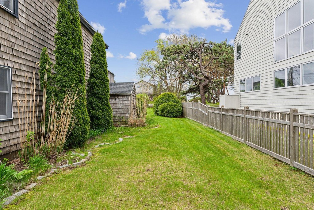 Kennebunkport, Maine, 04046, United States, 3 Bedrooms Bedrooms, ,3 BathroomsBathrooms,Residential,Forsale,1893981