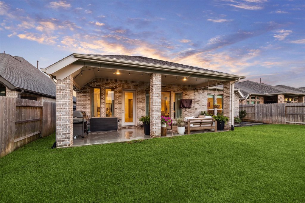 Spring, Texas, 77386, United States, 4 Bedrooms Bedrooms, ,3 BathroomsBathrooms,Residential,Forsale,1936474