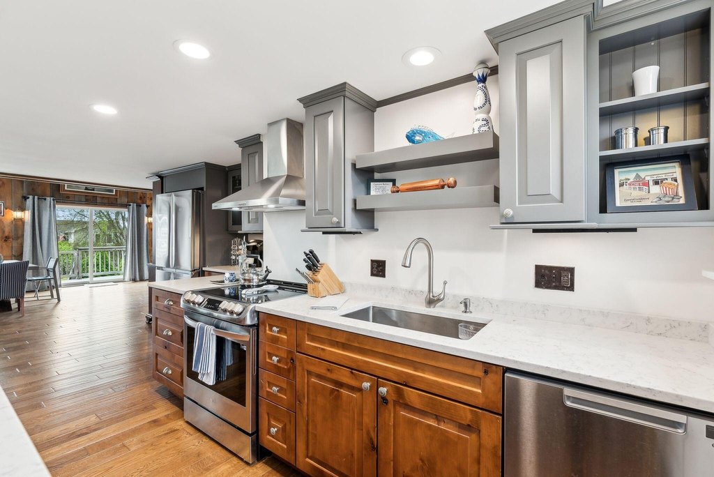 Kennebunkport, Maine, 04046, United States, 3 Bedrooms Bedrooms, ,3 BathroomsBathrooms,Residential,Forsale,1893981