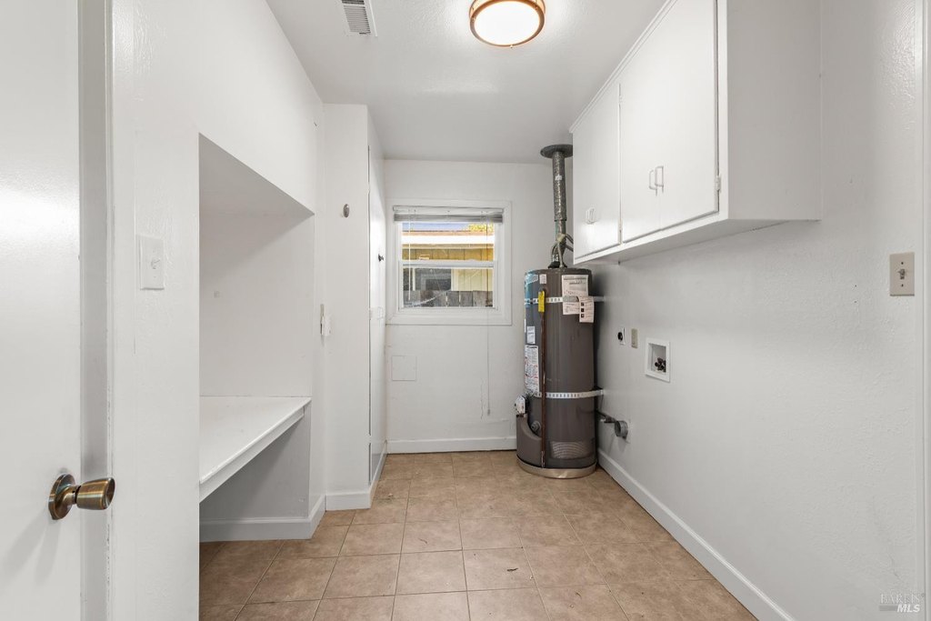 Santa Rosa, California, 95405, United States, 3 Bedrooms Bedrooms, ,1 BathroomBathrooms,Residential,Forsale,1953123