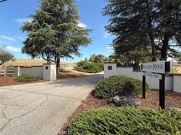 Paso Robles, California, 93446, United States, 10 Bedrooms Bedrooms, ,8 BathroomsBathrooms,Residential,Forsale,1929263